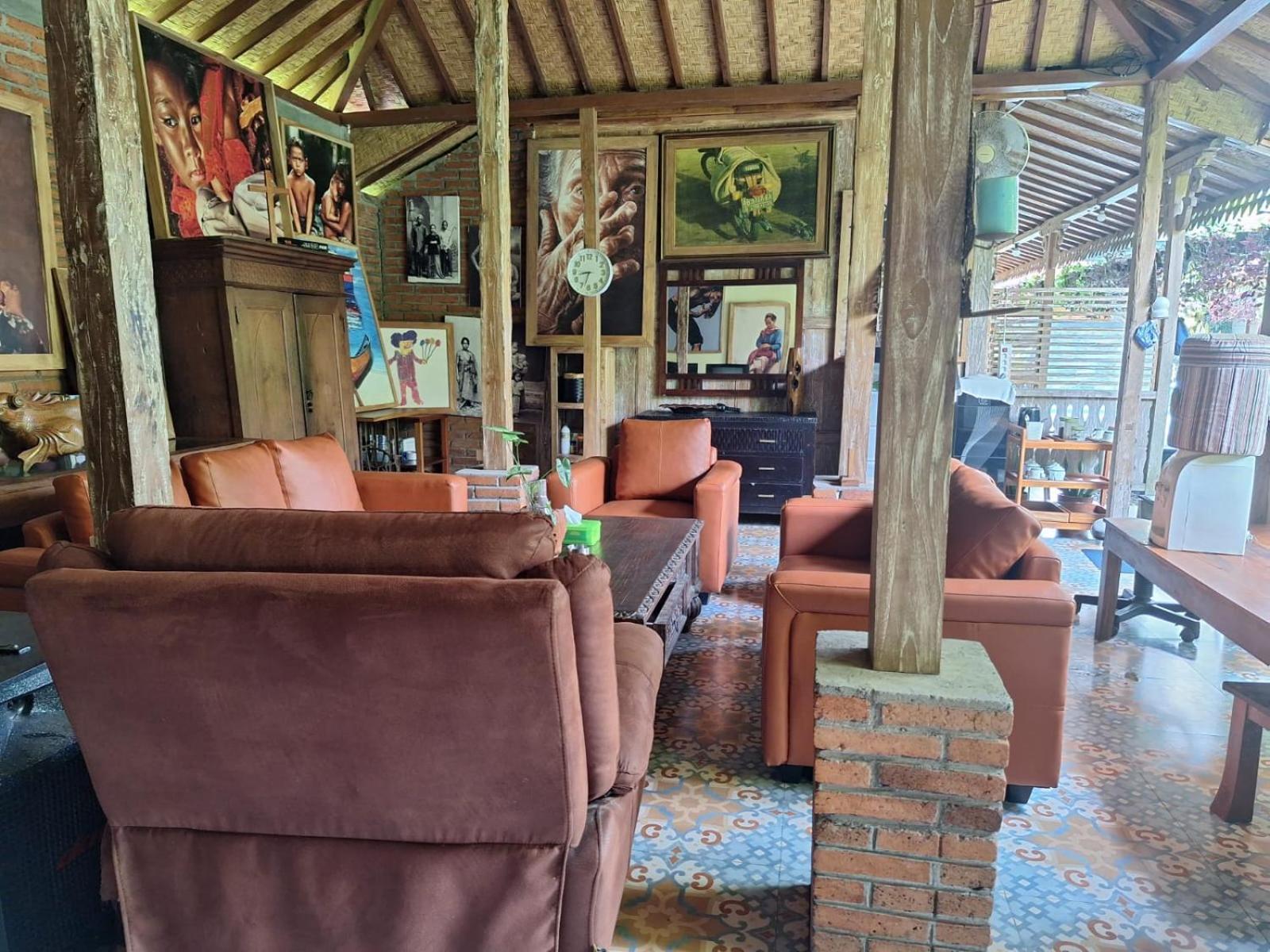 Oma Joglo Jimbaran Hotell Exteriör bild
