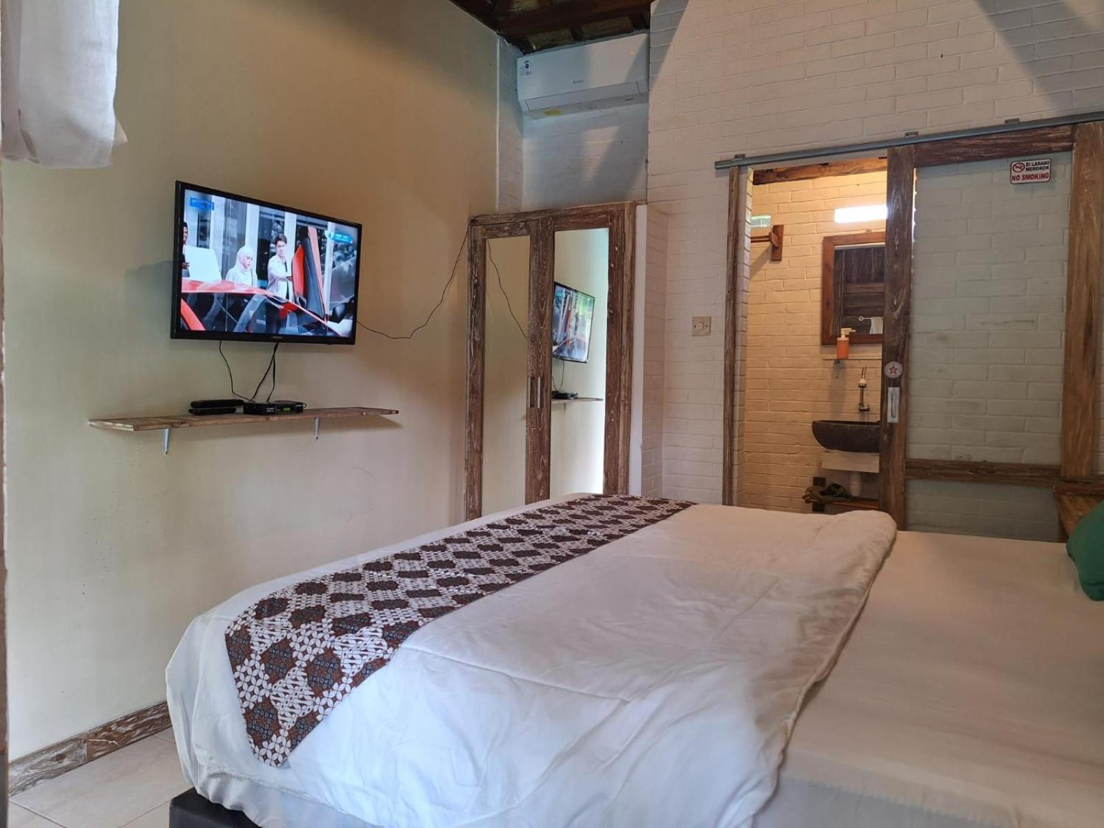 Oma Joglo Jimbaran Hotell Exteriör bild